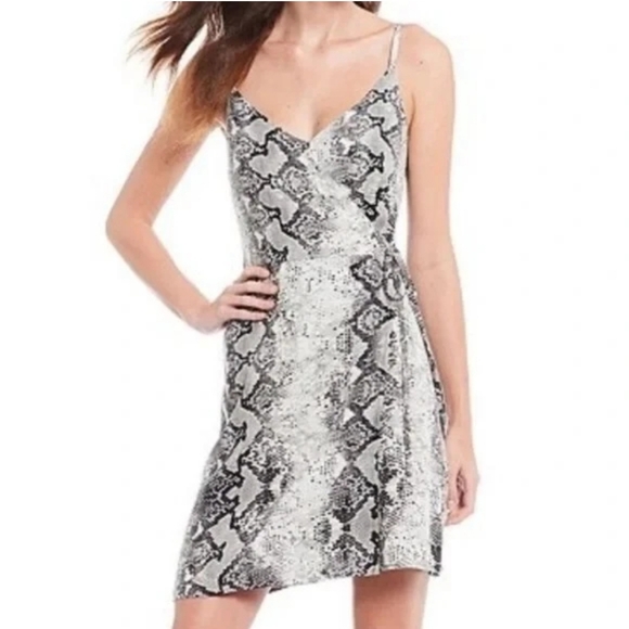 Sanctuary Dresses & Skirts - Santuary Queen Snake Wrap It Up Dress Sz L